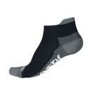 Ponožky Sensor Coolmax Invisible black/grey Opravdu nízké až neviditelné ponožky 45% coolmax, 3% elastan, 52% polypropylen.